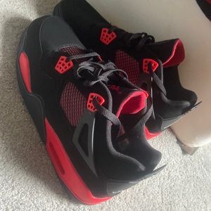 Jordan 4 Retro Red Thunder
